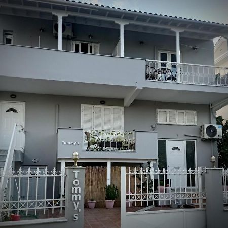 Tommy"S Rooms Lefkáda 外观 照片